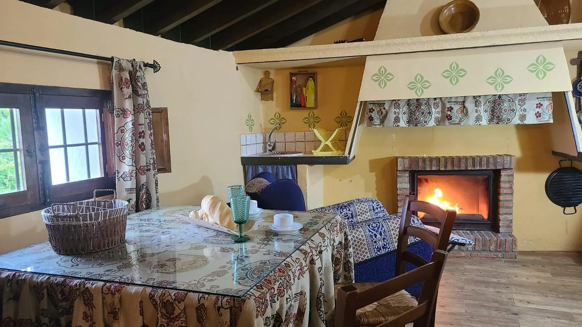 Aparthotel Cortijo Molino Los Justos Fuentes de Cesna