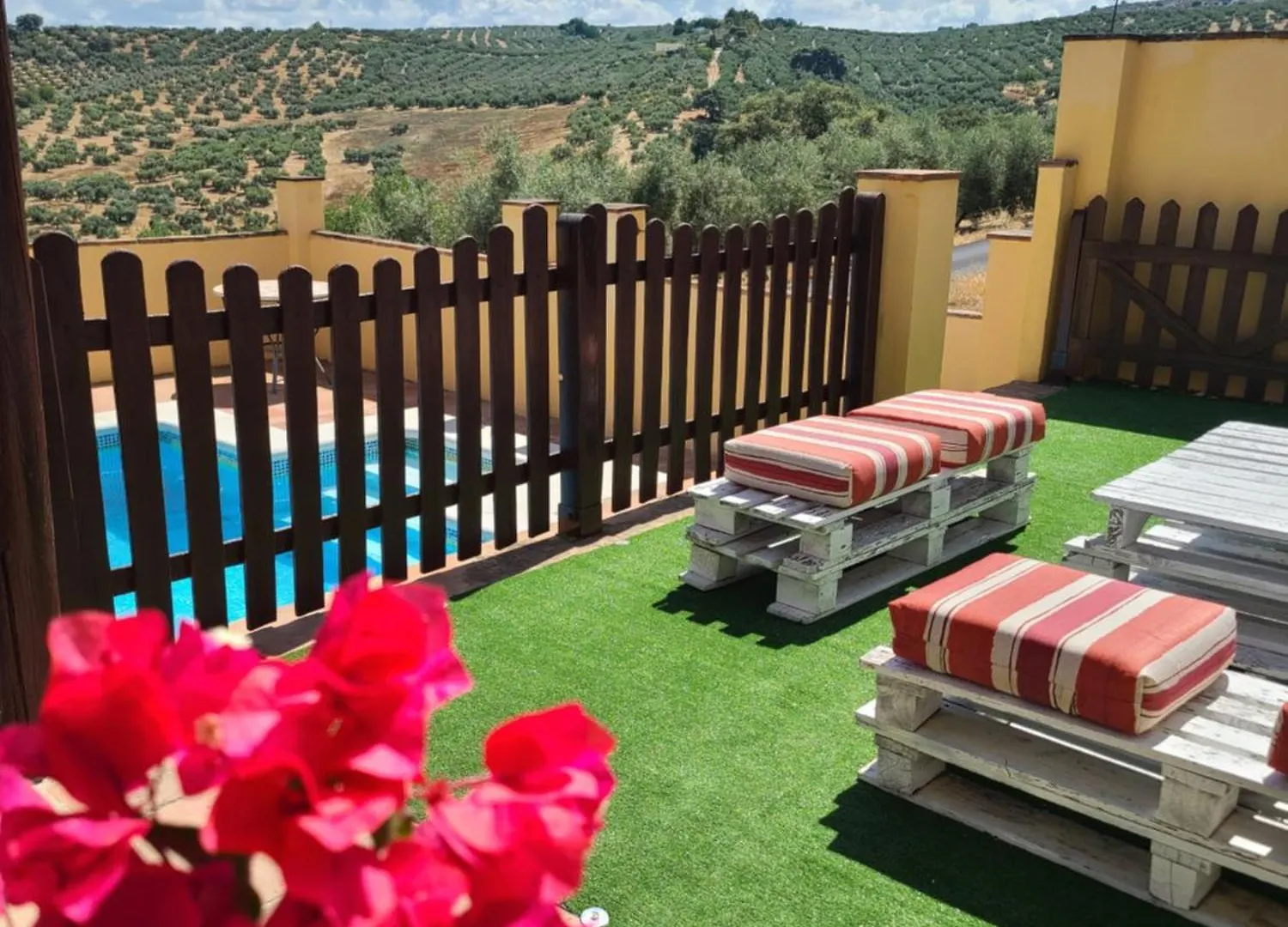 Aparthotel Cortijo Molino Los Justos Fuentes de Cesna