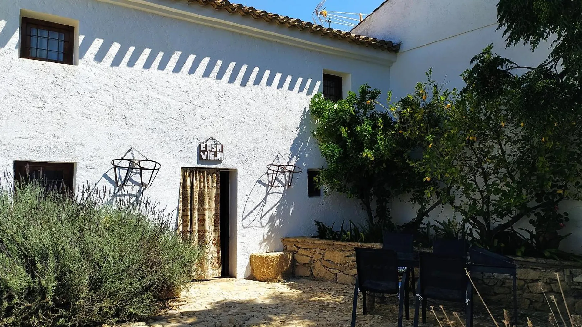 Cortijo Molino Los Justos Fuentes de Cesna Aparthotel